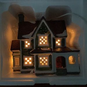 Dickens Collectables ‘Victorian Series’ porcelain